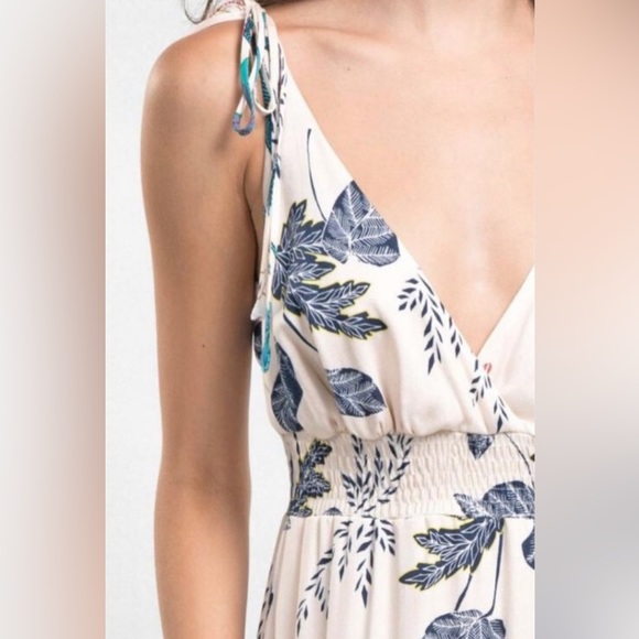 NWT Lovestitch Off White Floral Maxi Dress Sizes S - Picture 4 of 7